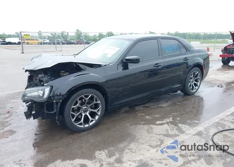 2016 Chrysler 300 S из США, поврежденный, VIN 2C3CCABG3GH219954